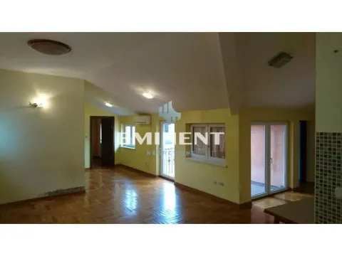 Rent, two bedroom apartment, 75m², Zemun Centar, Zemun Sve Podlokacije - image 3