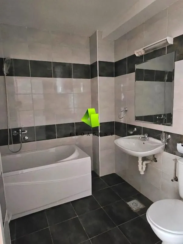 Prodaja, dvosoban stan, 79m², Medijana, Niš