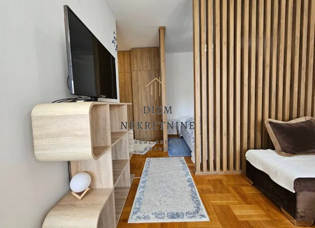Rent, one bedroom apartment, 40m², Centar, Bar