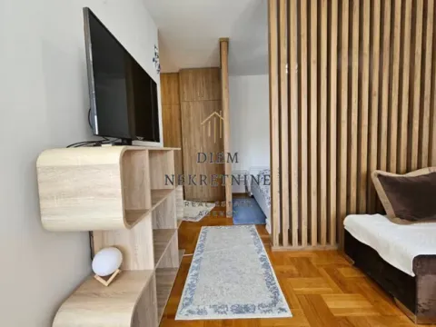 Rent, one bedroom apartment, 40m², Centar, Bar - image 6