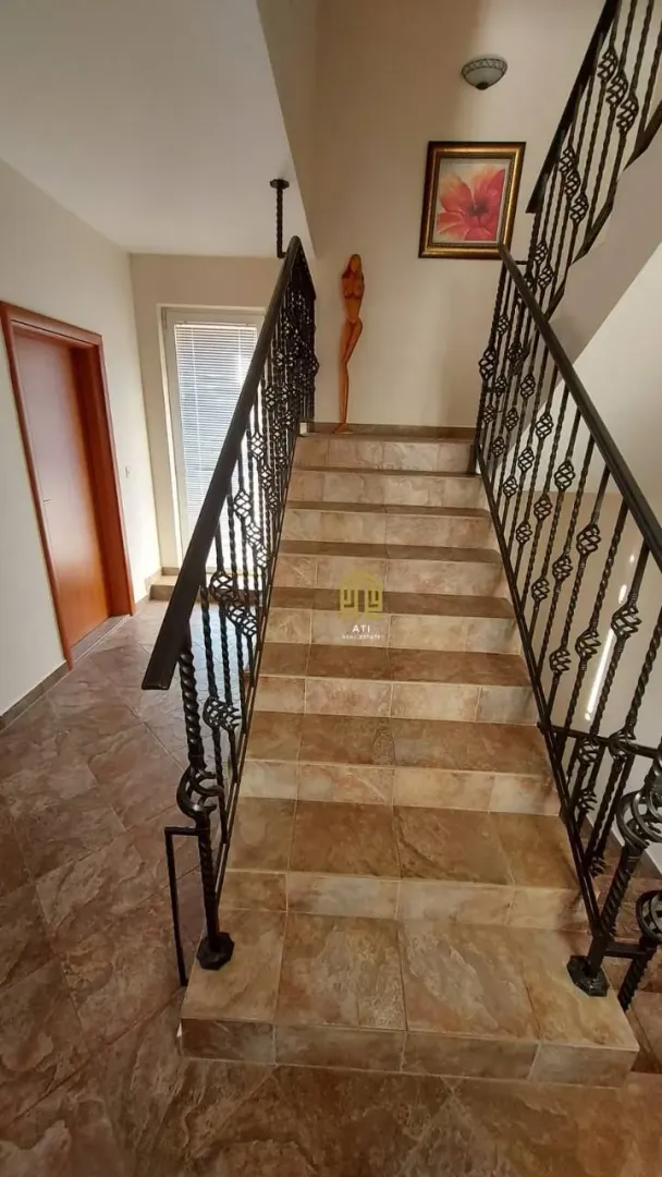 Sale, house, 495m², Budva okolina, Budva