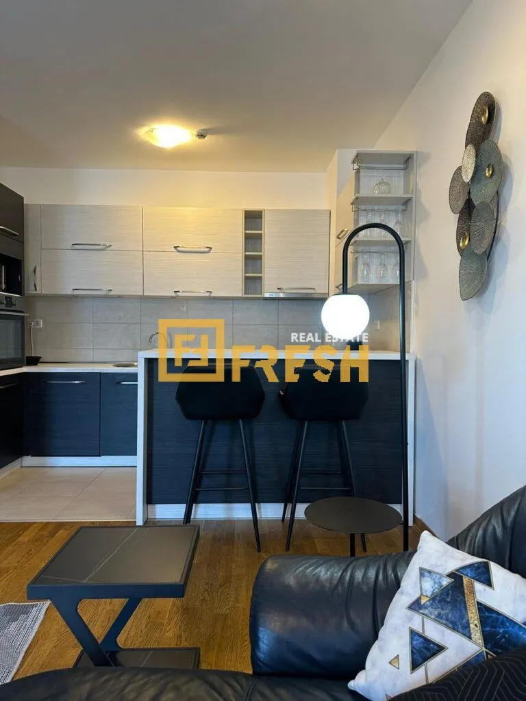 Rent, two bedroom apartment, 64m², City Kvart, Podgorica
