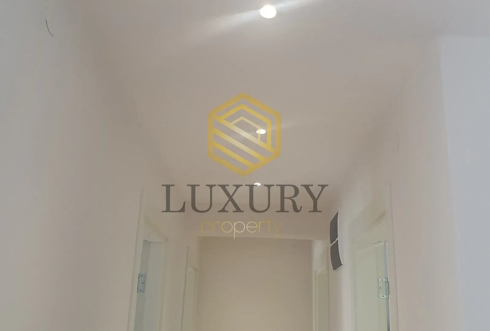 Rent, two bedroom apartment, 84m², Kod Capital Plaze, Podgorica