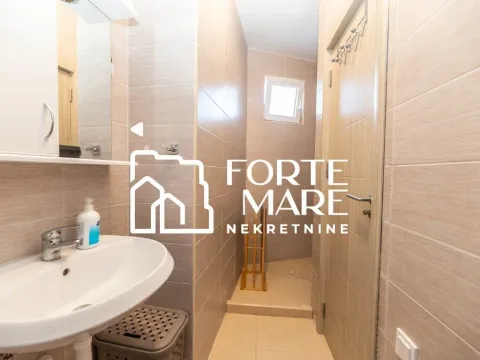 Prodaja, jednosoban stan, 57m², Đenovići, Herceg Novi - image 9