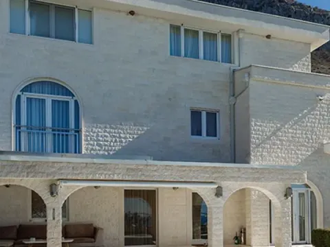 Prodaja, kuća, 410m², Blizikuće, Budva - image 11