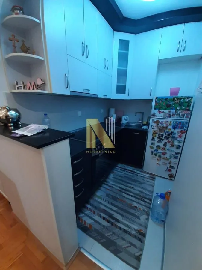 Prodaja, trosoban stan, 70m², Nova Detelinara, Novi Sad Sve Podlokacije