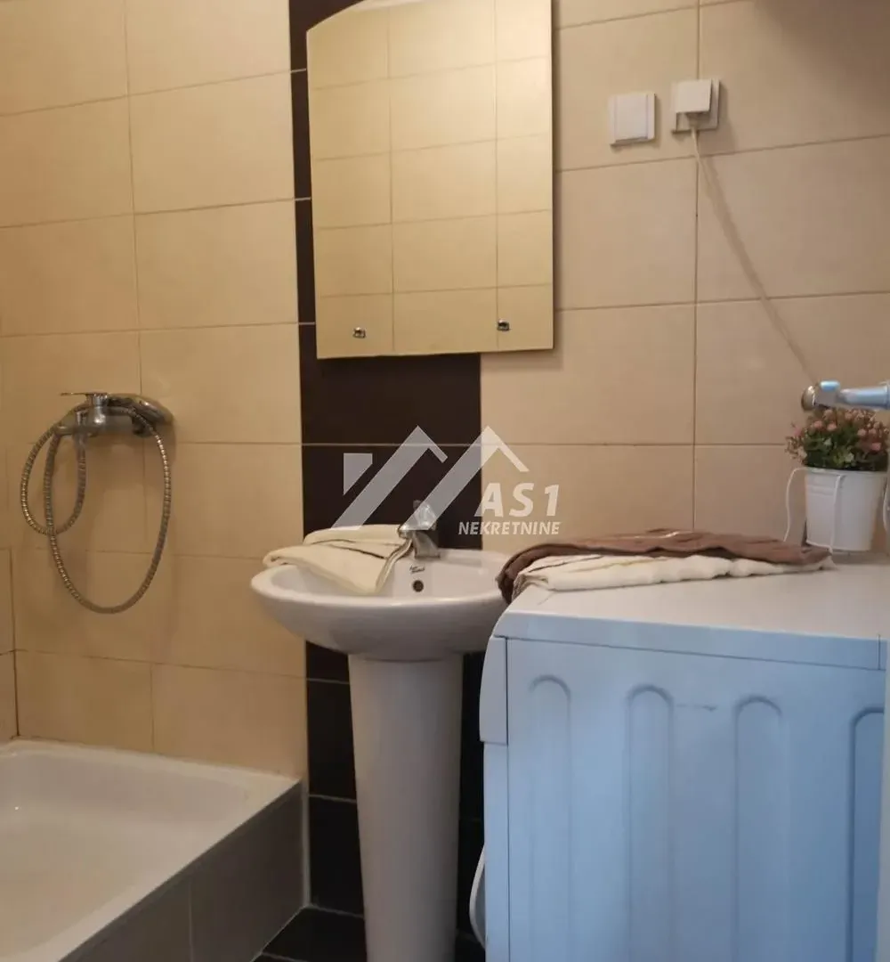Izdavanje, jednosoban stan, 35m², Telep, Novi Sad Sve Podlokacije
