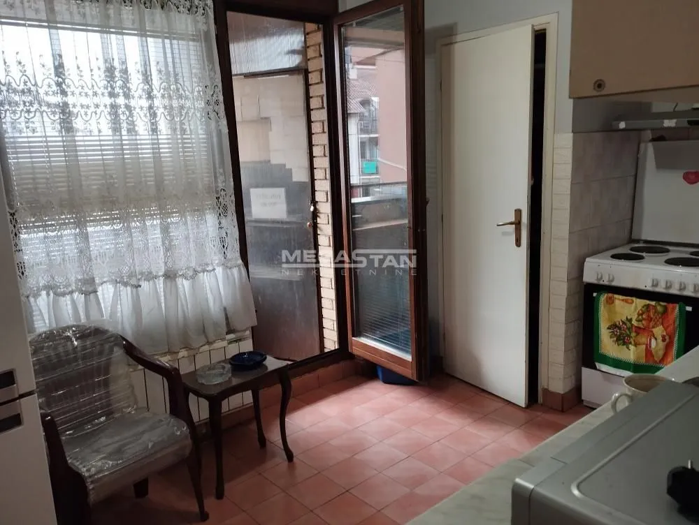 Prodaja, dvosoban stan, 74m², Bežanijska Kosa 3, Bežanijska Kosa Sve Podlokacije