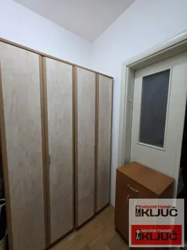 Izdavanje, garsonjera, 25m², Bulevar Oslobodjenja, Novi Sad Sve Podlokacije - image 5
