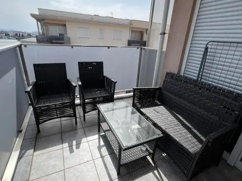 Sale, one bedroom apartment, 53m², City Kvart, Podgorica - image 2