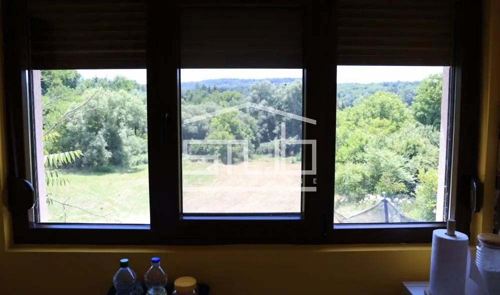 Prodaja, kuća, 131m², Mala Ivanča, Sopot