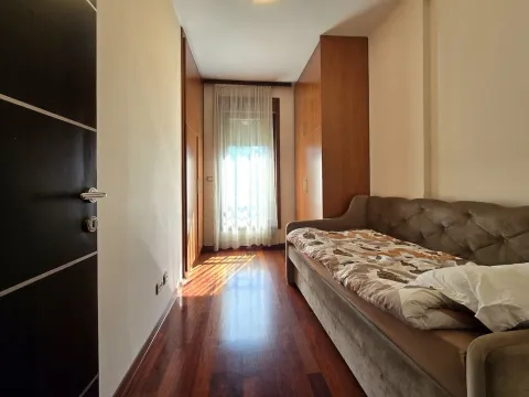 Rent, apartment, 100m², Preko Morače, Podgorica - image 14
