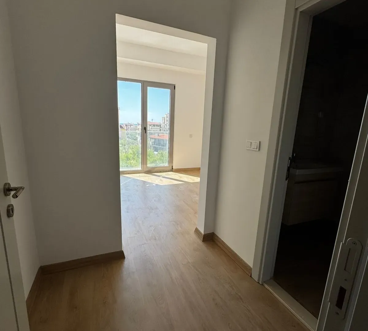 Sale, two bedroom apartment, 74m², Centar, Bar