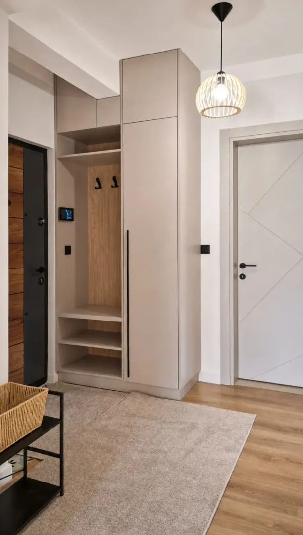 Izdavanje, jednosoban stan, 50m², Donja Lastva, Tivat