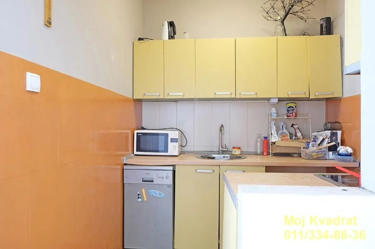 Prodaja, stan, 132m², Vračar Sve Podlokacije, Beograd
