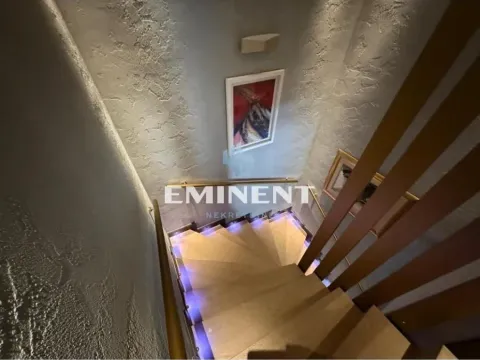 Rent, apartment, 200m², Savski Venac, Beograd - image 6