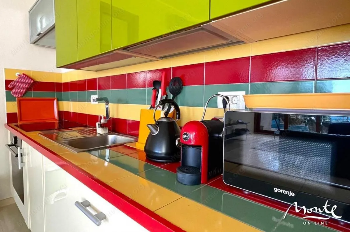 Sale, house, 323m², Utjeha, Bar
