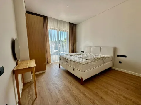 Izdavanje, dvosoban stan, 70m², Boka Place, Tivat - image 3