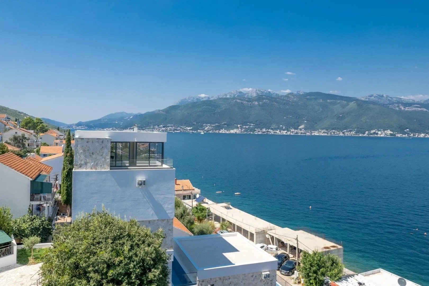 Prodaja, kuća, 200m², Krašići, Tivat