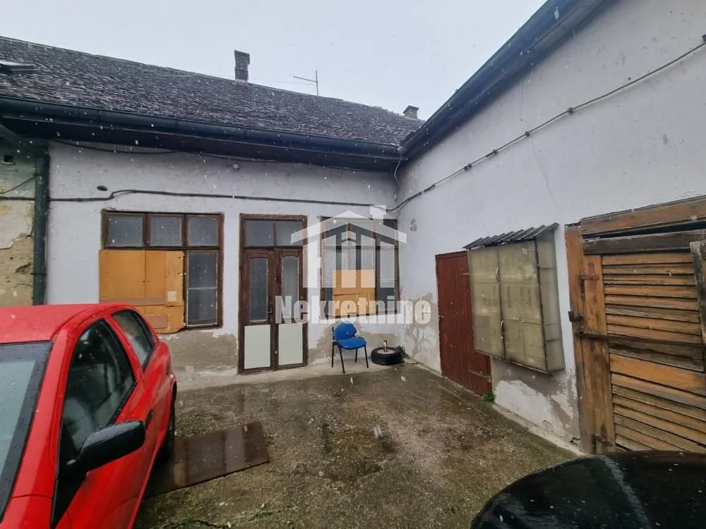 Sale, two bedroom apartment, 76m², Zemun Cara Dušana, Zemun Sve Podlokacije