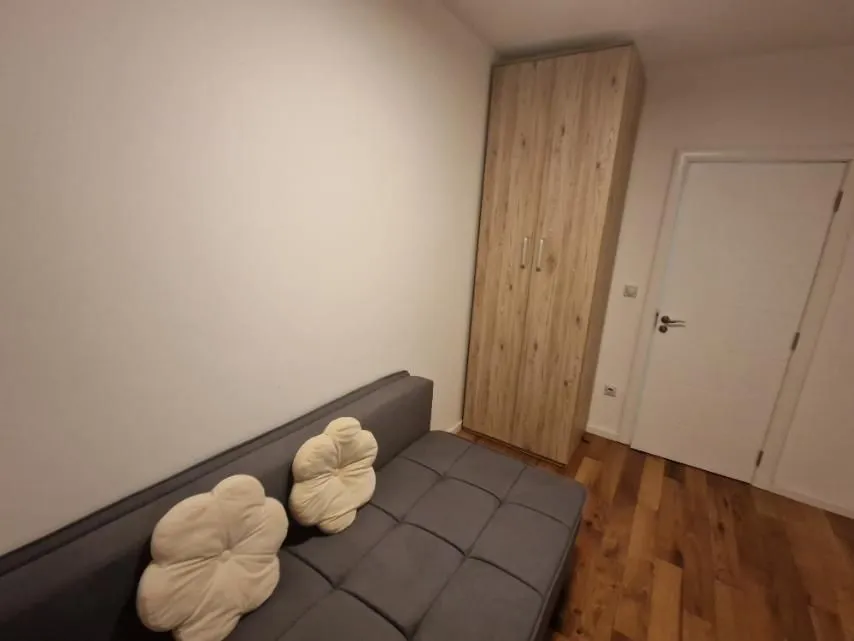 Rent, two bedroom apartment, 59m², Medijana, Niš