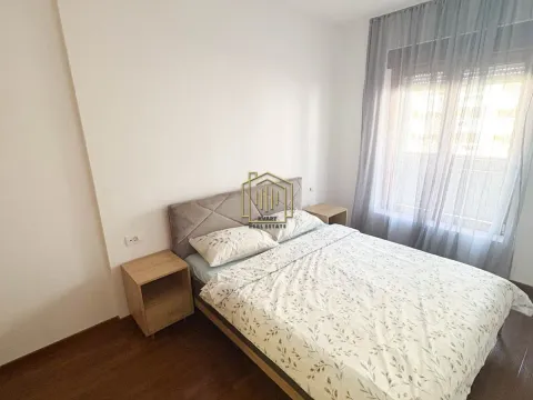 Izdavanje, jednosoban stan, 50m², City Kvart, Podgorica - image 8