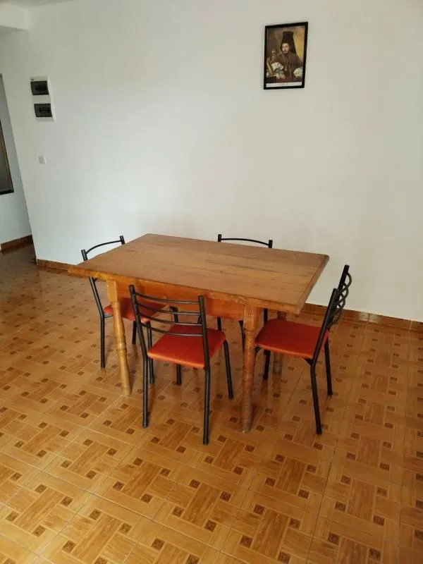 Sale, house, 220m², Šušanj, Bar