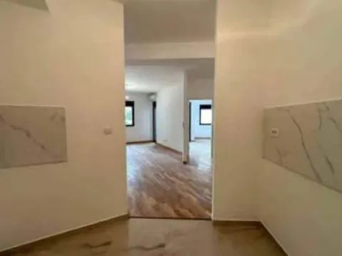 Prodaja, jednosoban stan, 57m², Zagorič, Podgorica - image 9