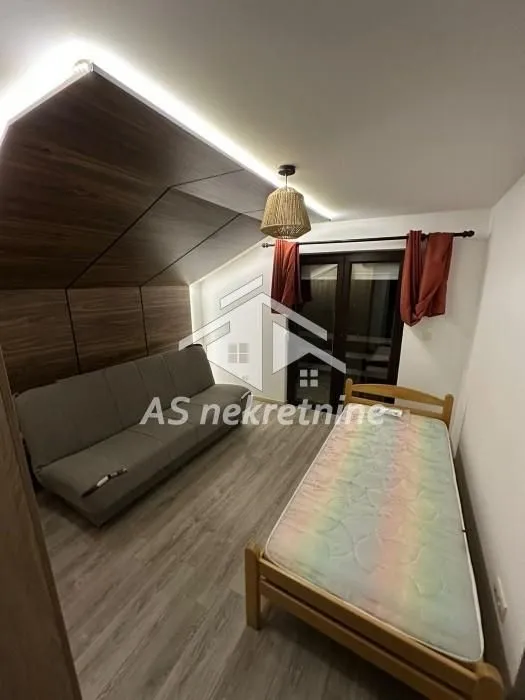 Izdavanje, kuća, 185m², Novi Beograd Sve Podlokacije, Beograd