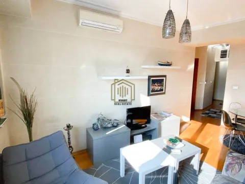 Izdavanje, jednosoban stan, 53m², Podgorica, Crna Gora - image 1