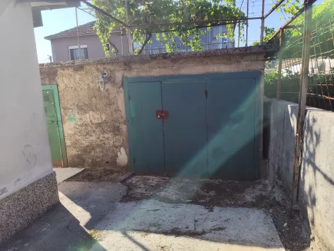 Sale, house, 54m², Konik, Podgorica - image 11