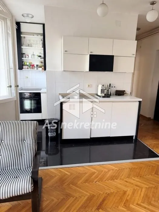 Rent, two bedroom apartment, 55m², Stari Grad, Beograd