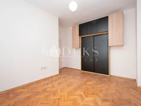 Rent, office space, 89m², Centar, Podgorica - image 7