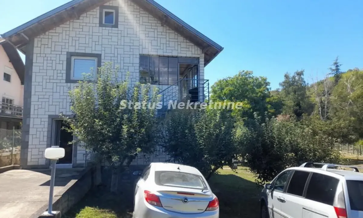 Prodaja, kuća, 138m², Sremska Kamenica, Petrovaradin