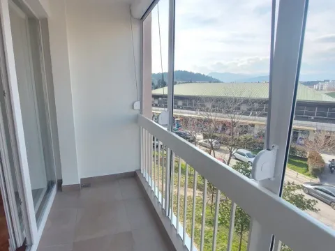 Rent, two bedroom apartment, 65m², Gintaš, Podgorica - image 14