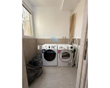 Izdavanje, četvorosoban stan, 91m², Novi Beograd Blok 22, Novi Beograd Sve Podlokacije - image 19