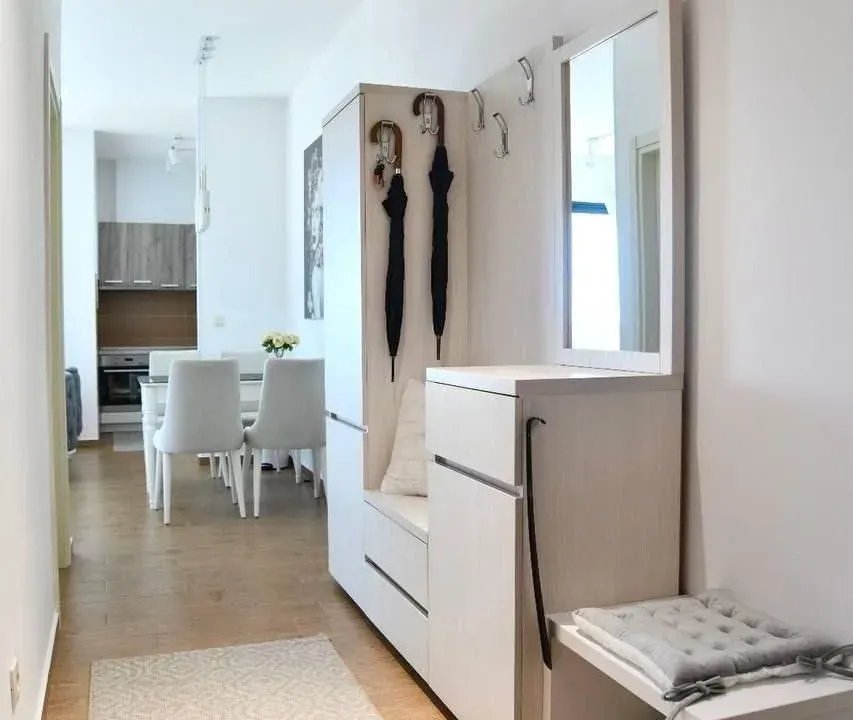 Prodaja, dvosoban stan, 72m², Bečići, Budva