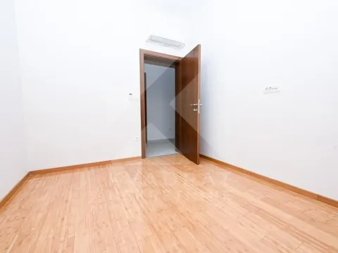 Rent, house, 170m², Dalmatinska ulica, Podgorica - image 12
