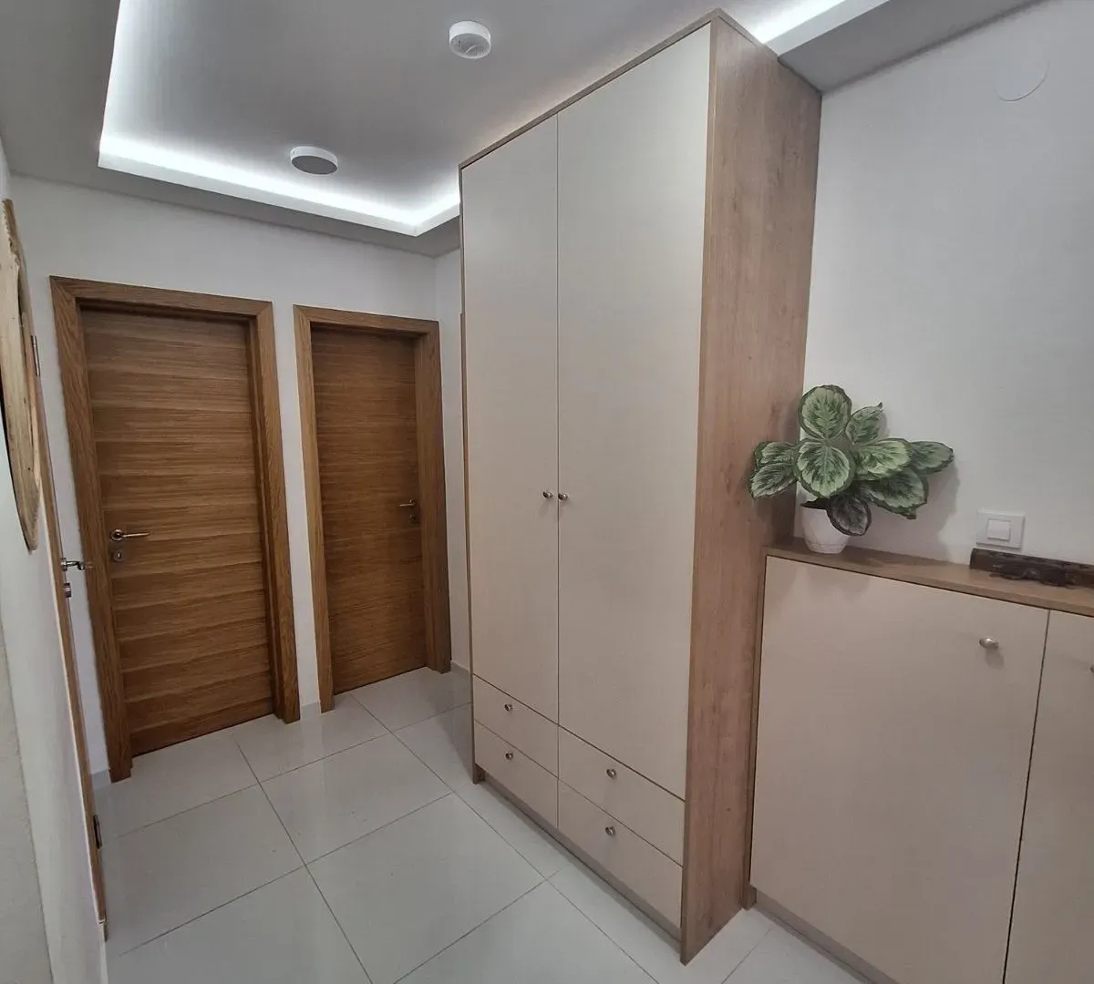 Prodaja, trosoban stan, 89m², Centar, Podgorica