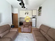 Izdavanje, dvosoban stan, 64m², Stari Aerodrom, Podgorica - image 1