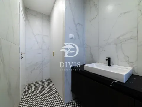 Prodaja, trosoban stan, 92m², Vračar Centar, Vračar Sve Podlokacije - image 4