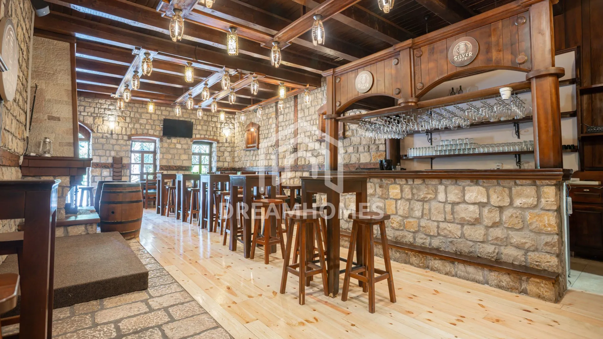 Rent, hospitality venue, 180m², Centar, Podgorica