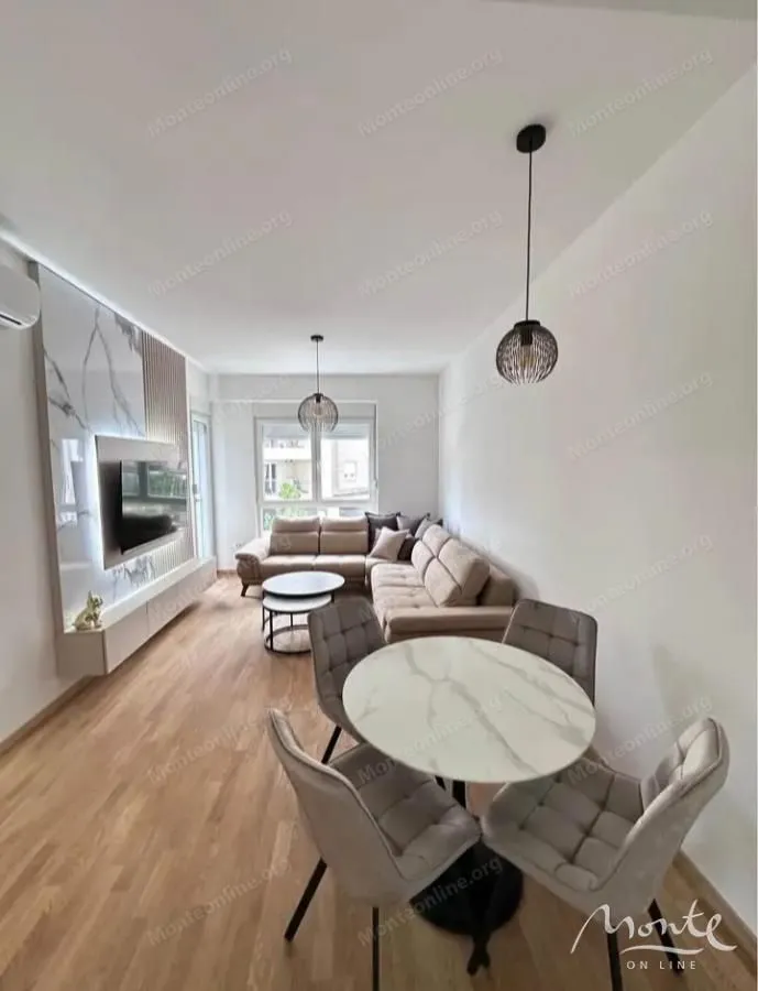 Prodaja, jednosoban stan, 45m², Zabjelo, Podgorica
