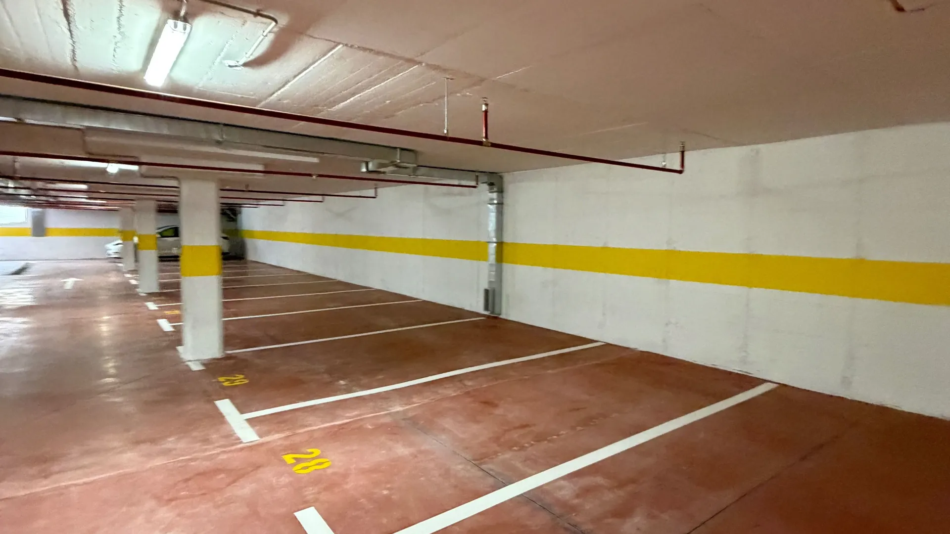 Sale, parking/garage, 12m², Stari Aerodrom, Podgorica