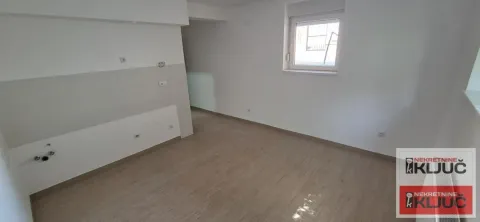 Prodaja, garsonjera, 21m², Lipov gaj, Novi Sad Sve Podlokacije - image 4