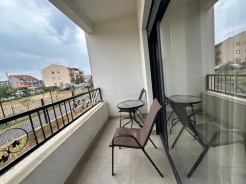 Izdavanje, dvosoban stan, 76m², Dalmatinska ulica, Podgorica - image 2