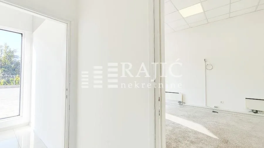 Rent, office space, 42m², Savski Venac, Beograd