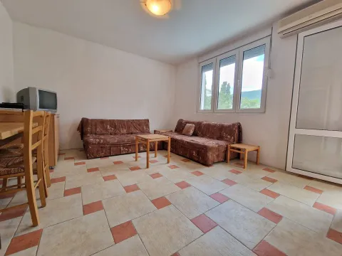 Izdavanje, jednosoban stan, 40m², Budva, Crna Gora - image 18