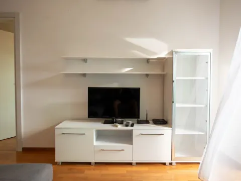 Sale, two bedroom apartment, 55m², Bečići, Budva - image 3