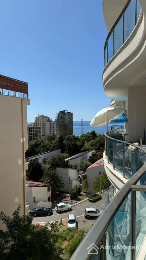 Sale, two bedroom apartment, 58m², Bečići, Budva